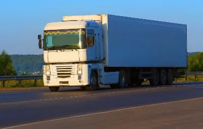 İzmir ile Çaldıran Arası Öğrenci Eşyası Taşıma